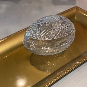 Avon Crystal Mother's Day Egg 1977 Fostoria Glass vintage collectible